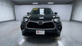 Certified 2022 Toyota Highlander XLE image 3