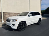 Used 2015 Jeep Grand Cherokee Altitude image 2