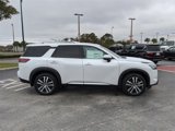 New 2025 Nissan Pathfinder Platinum image 3