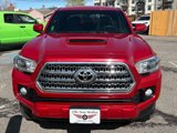 Used 2017 Toyota Tacoma TRD Sport image 4