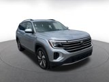 Used 2024 Volkswagen Atlas SE image 3