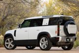 Used 2024 Land Rover Defender 110 SE image 3
