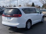 New 2025 Chrysler Pacifica Select image 5