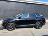 Used 2023 Kia Sportage LX image 2