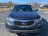Used 2012 Kia Sorento LX w/ Third Row Pkg image 2