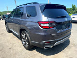 Used 2025 Honda Pilot Touring image 3