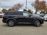 New 2025 Nissan Pathfinder S image 4