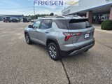 Used 2025 Chevrolet Equinox LT w/ Convenience Package II image 3