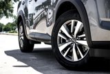 Used 2025 Nissan Pathfinder SL image 2