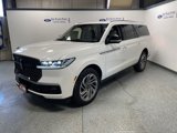 New 2025 Lincoln Navigator L Reserve image 3