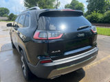 Used 2019 Jeep Cherokee Limited w/ Technology Group image 2