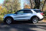 Used 2022 Ford Explorer XLT w/ Equipment Group 202A image 5