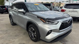 Used 2021 Toyota Highlander XLE image 4