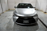Used 2017 Toyota Camry SE image 2
