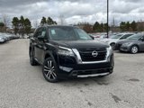 New 2025 Nissan Pathfinder Platinum image 2