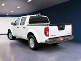 Used 2018 Nissan Frontier SV image 3