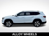 New 2025 Volkswagen Atlas SEL image 3