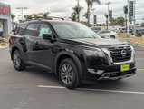 New 2025 Nissan Pathfinder SV image 3