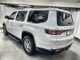 Used 2023 Jeep Wagoneer 4WD image 3