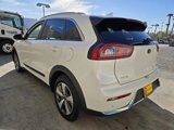 Used 2018 Kia Niro EX Premium image 3