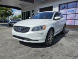 Used 2016 Volvo XC60 T5 Platinum image 2