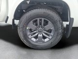 New 2025 Nissan Frontier SV image 5