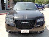 Used 2017 Chrysler 300 S image 2