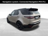 New 2024 Land Rover Discovery Dynamic SE image 3