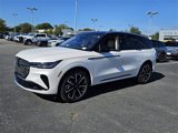 New 2025 Lincoln Nautilus Reserve image 3