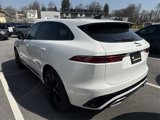 New 2026 Jaguar F-PACE R-Dynamic S image 2