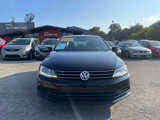 Used 2017 Volkswagen Jetta SE image 3