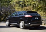 Used 2022 Ford Edge SEL image 4