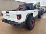 Used 2020 Jeep Gladiator Overland image 2