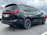 New 2025 Chrysler Pacifica Premium image 3