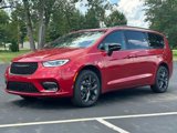 New 2026 Chrysler Pacifica Limited image 4