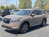 New 2025 Nissan Pathfinder Platinum image 4