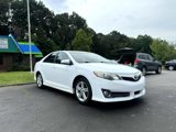 Used 2014 Toyota Camry SE image 3
