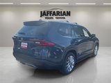 New 2025 Toyota Grand Highlander AWD image 4