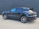 Certified 2025 Porsche Cayenne image 3