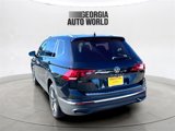 Used 2022 Volkswagen Tiguan SE image 3