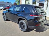 New 2025 Jeep Grand Cherokee Altitude image 5