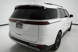 Used 2023 Kia Carnival SX image 4