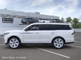 New 2025 Lincoln Navigator Reserve image 3