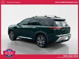 New 2025 Nissan Pathfinder Platinum image 4