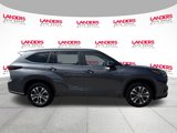 Used 2024 Toyota Highlander LE image 2