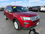 Used 2018 Ford Explorer XLT image 3