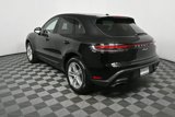 Used 2025 Porsche Macan image 3