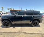 Used 2017 Jeep Grand Cherokee Limited w/ Luxury Group II image 2