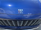 New 2025 Buick Envision Avenir image 3
