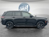Used 2023 Jeep Grand Cherokee Altitude image 2